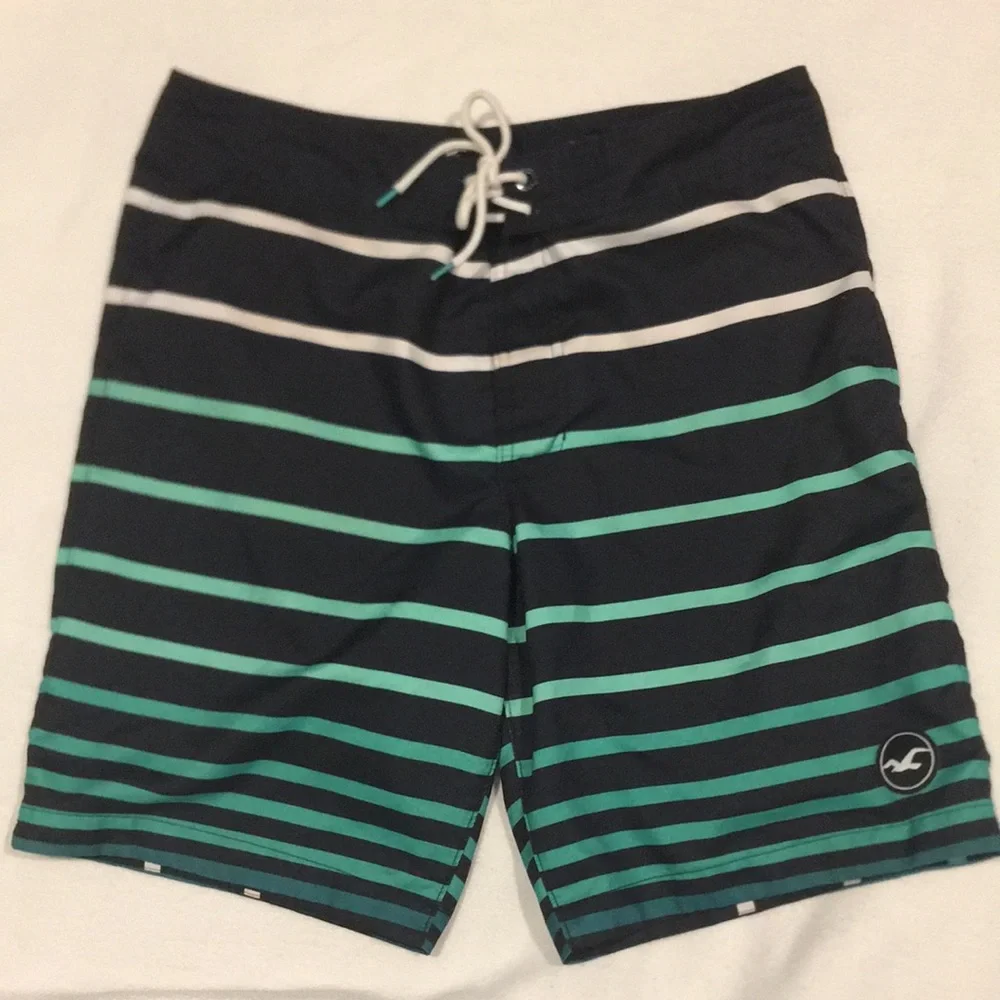 🩷 Hollister Board Shorts Black Green White - 34